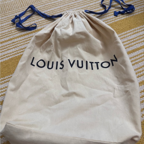 Louis Vuitton Cream and Blue Drawstring Bag - Picture 1 of 4